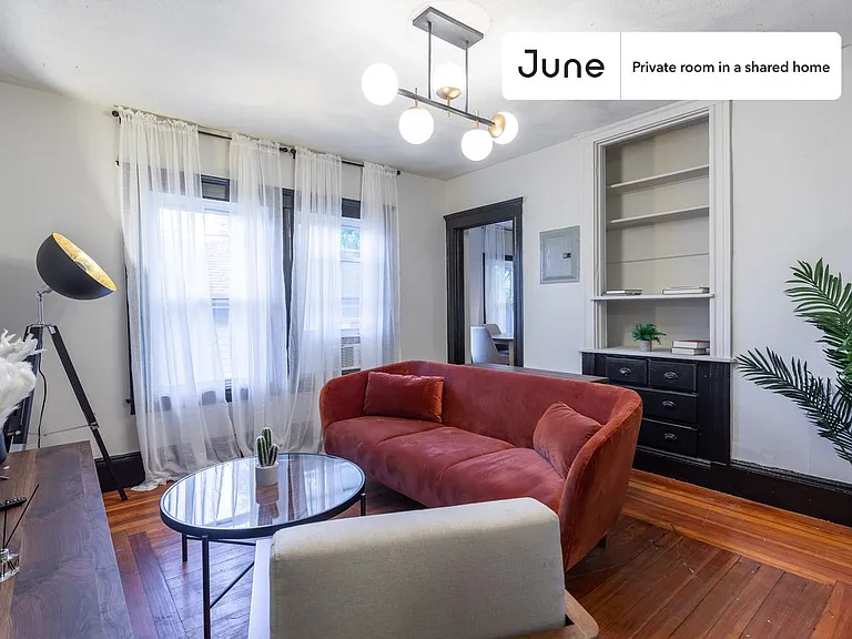56 Ridgemont St #E — Photo 6