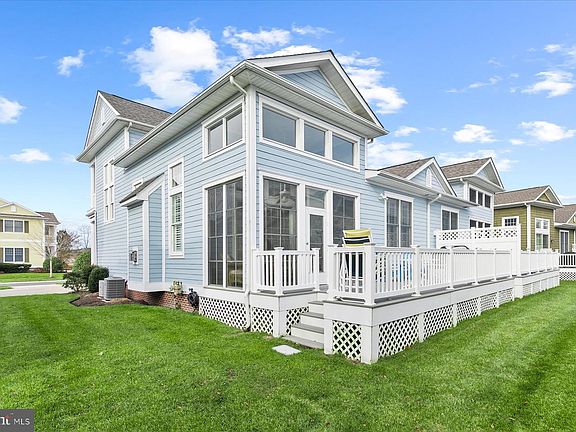 4th image of 36287 Sunflower Blvd
