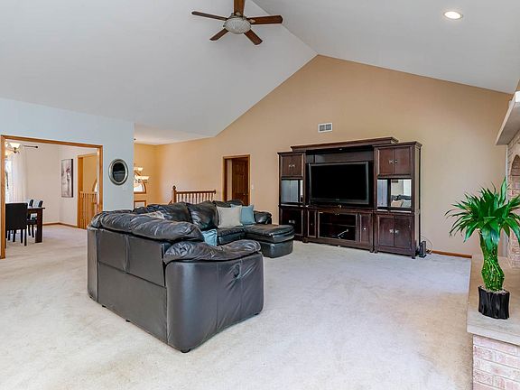 2nd image of 76 Burnette Dr