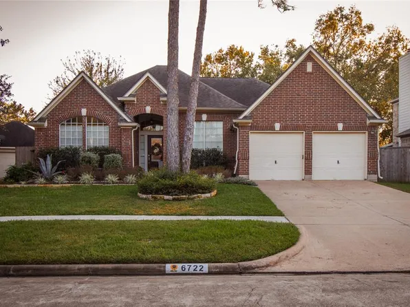 6722 Knoll Park Drive, Sugar Land, TX 77479