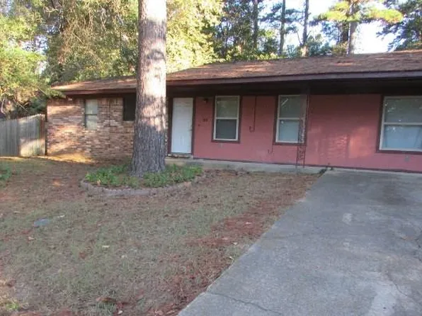 104 Indian Hills Dr, Broken Bow, OK 74728