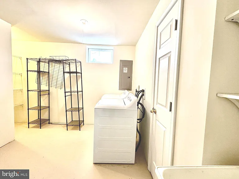 22006 Stone Pier Ln — Photo 37