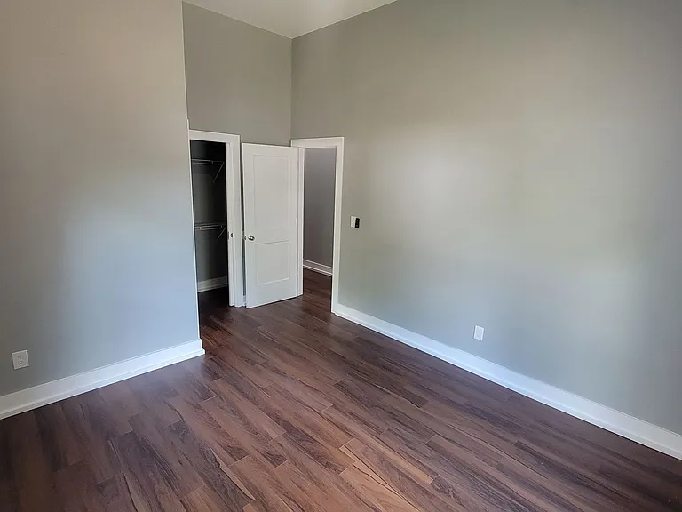 511 E Kentucky St — Photo 18