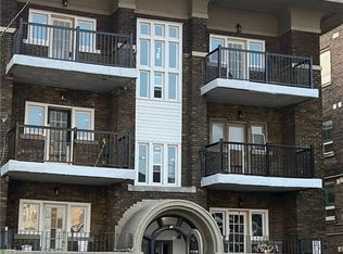 8 Tisdale St S #4, Hamilton, ON L8N 2V9