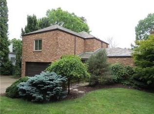 4861 Rolling Hills Rd, Pittsburgh, PA 15236