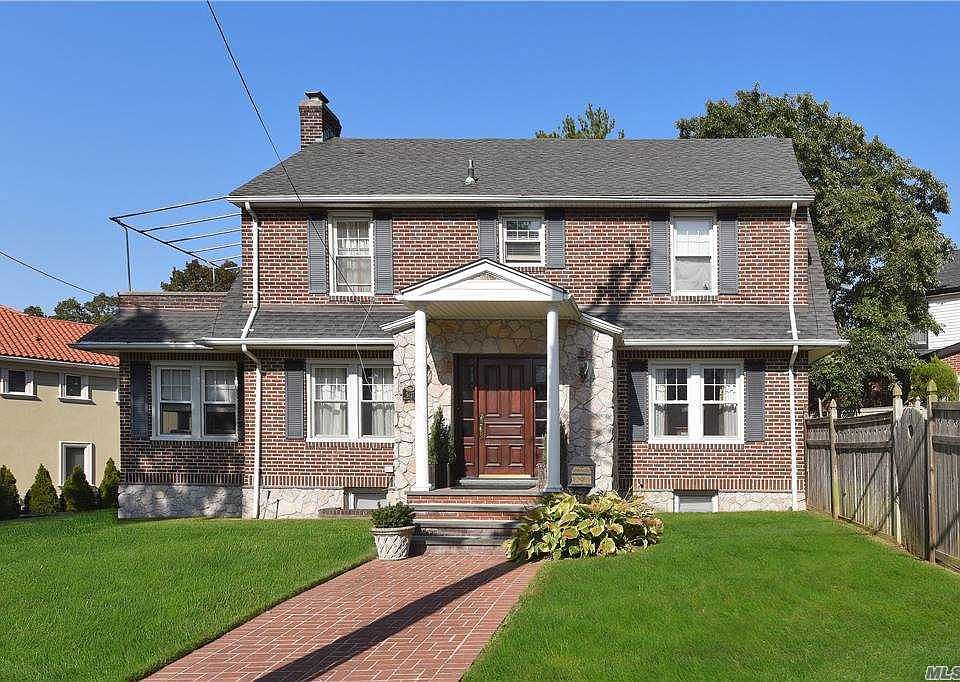 1st image of 51-27 Browvale Ln