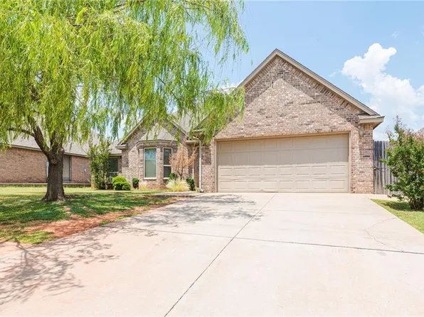 1717 Woody Ln, Edmond, OK 73003