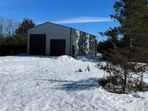 424 41st St, Somerset, WI 54025