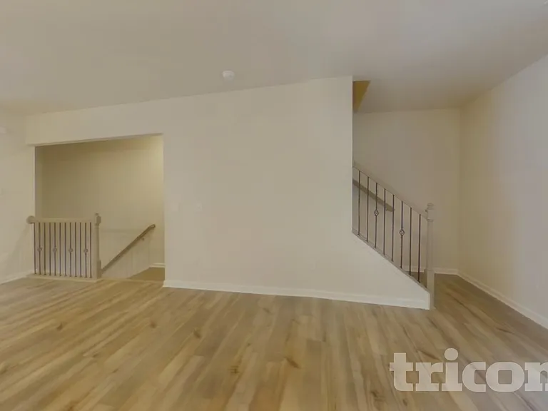 1108 Bandon Dr — Photo 2