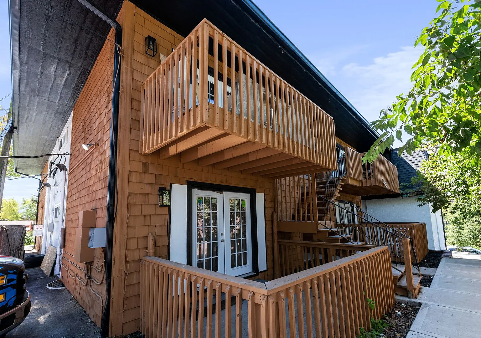 Kenwood Apts / Kenwood Realty Group LLC — Photo 3
