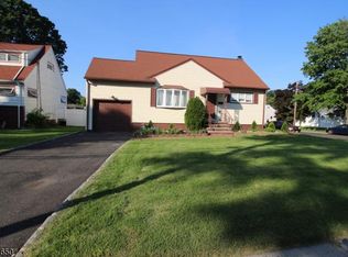525 Wood Ave, Roselle, NJ 07203