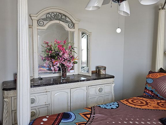 2nd image of 616 S Andrea Cir