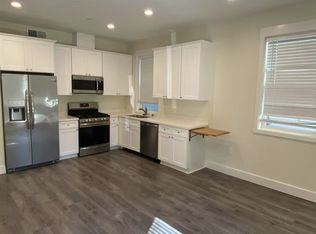 1220 Raphael St, Santa Rosa, CA 95404