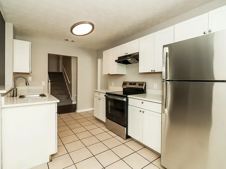 1799 Killarney Dr SW — Photo 10
