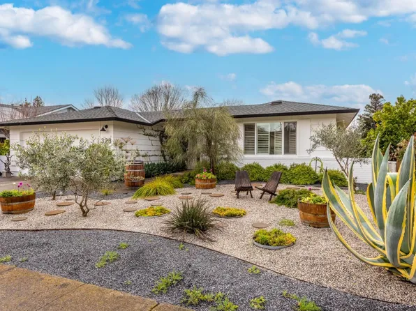 328 Mountain Vista Court, Santa Rosa, CA 95409