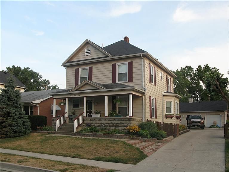1st image of 1146 Sharon Ave