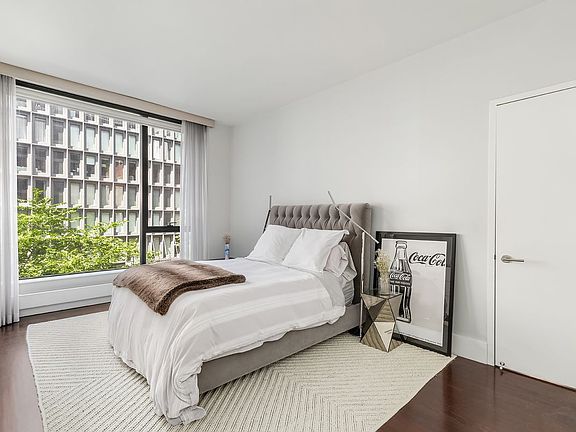 5th image of 255 Hudson St APT 3C