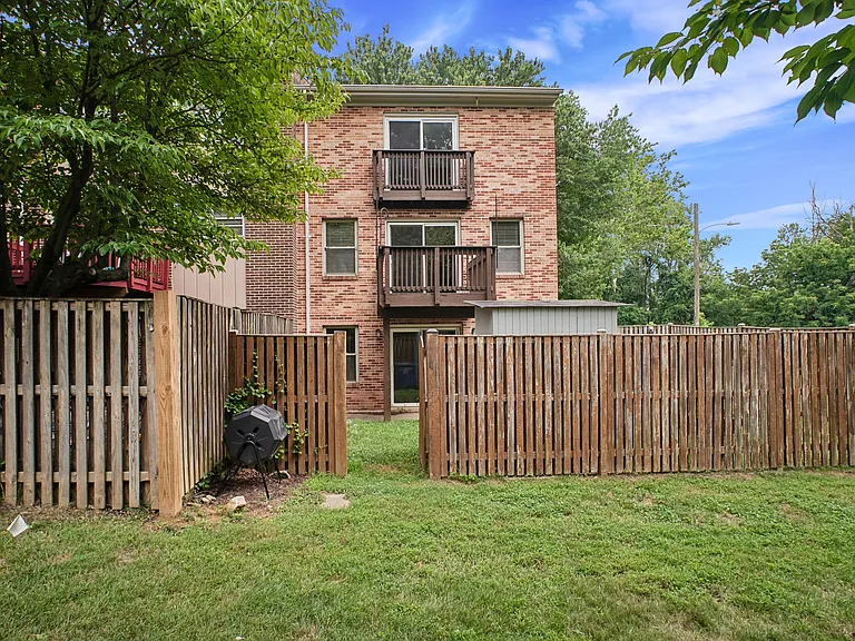 5128 Cliffhaven Dr — Photo 38