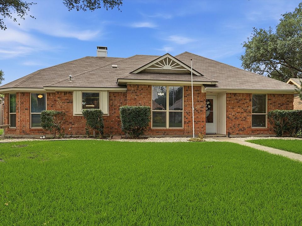 1st image of 4203 Meadow Ridge Dr