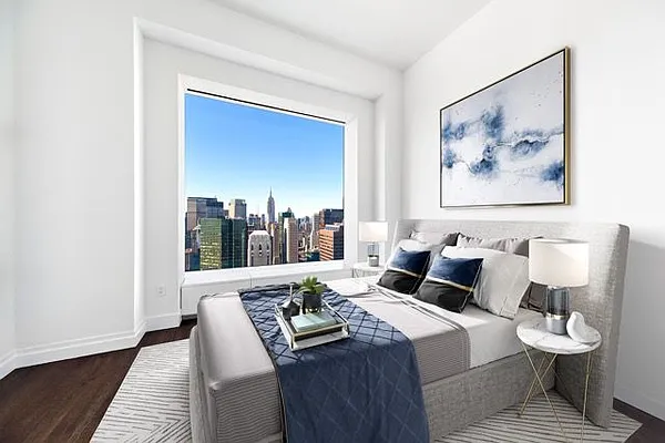 Rented by NYLON Real Estate | media 16