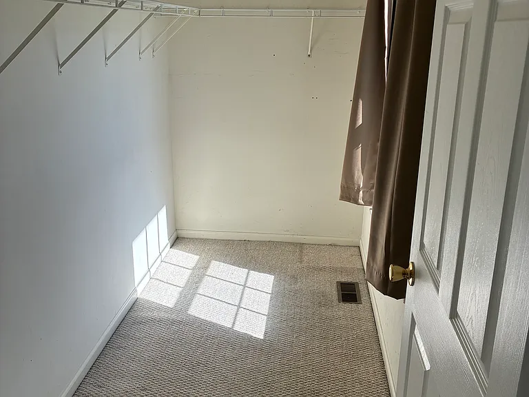 1010 Dorset Dr — Photo 11