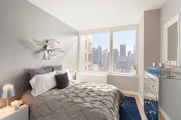 Rented by Gotham Organization | media 26