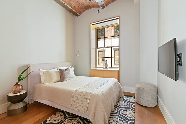Sold by Corcoran | media 8