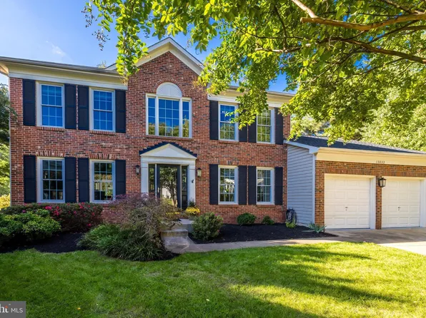 13222 Caroline Ct, Herndon, VA 20171