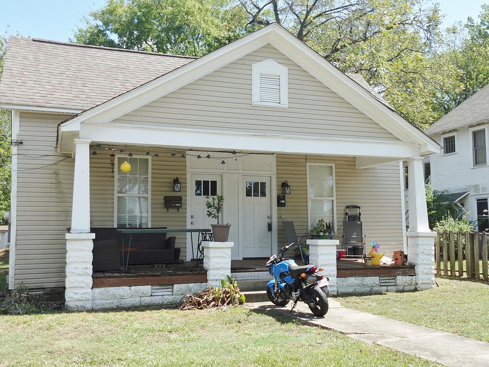 1st image of 1030 Clifton St