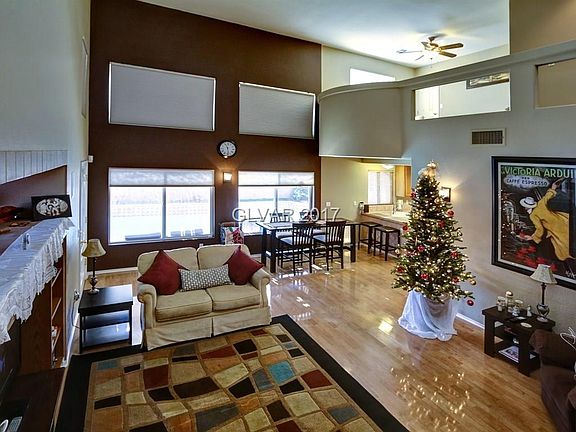 4th image of 10077 Basalt Hollow Ave