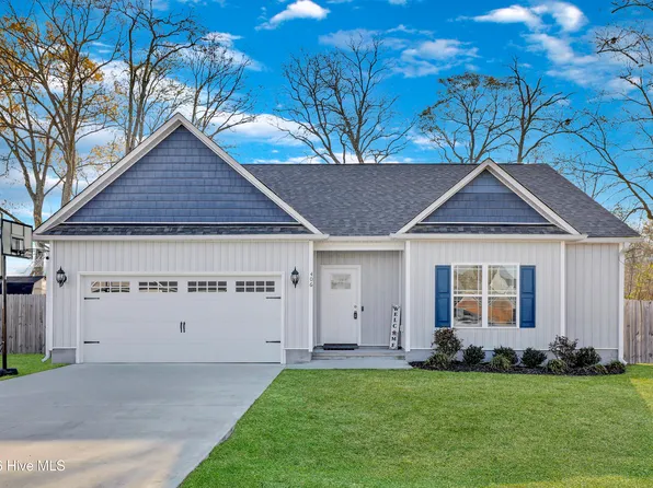 406 Duster Lane, Richlands, NC 28574