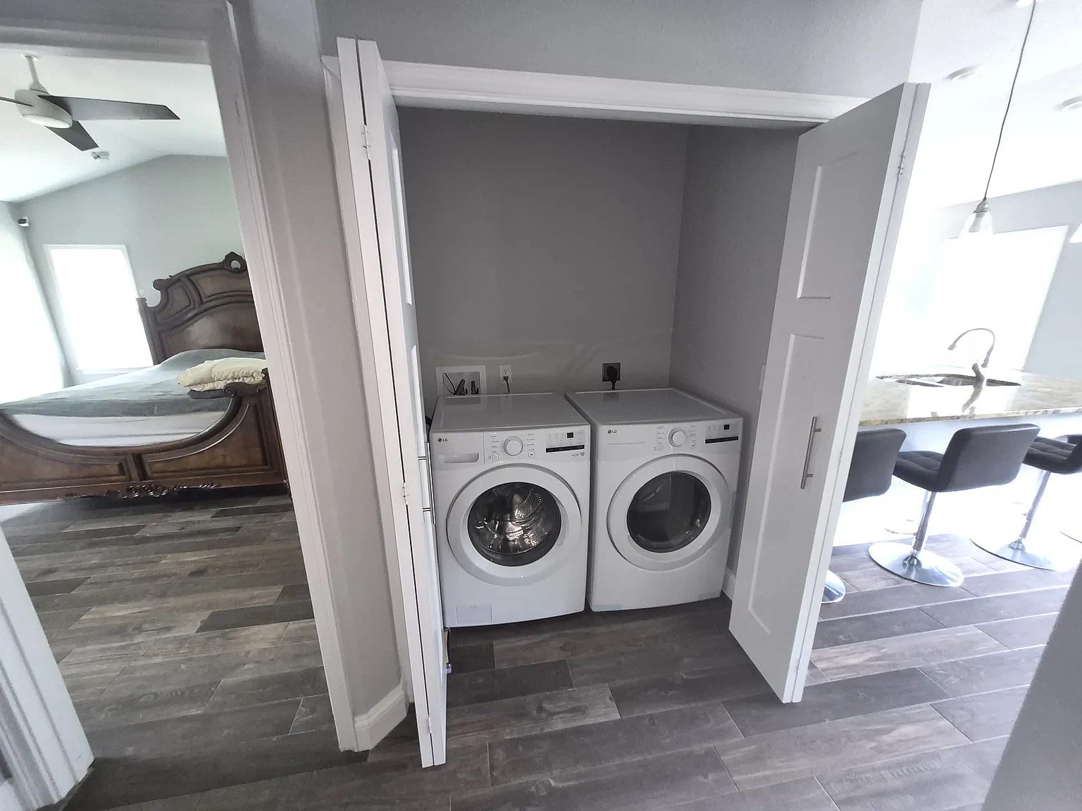 3 bed, 1428 sqft, $1,698 — Photo 2