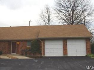 3705 Candlewyck Club Dr APT A, Florissant, MO 63034