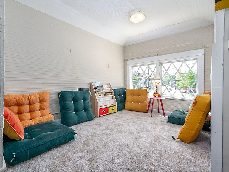 Reading Area