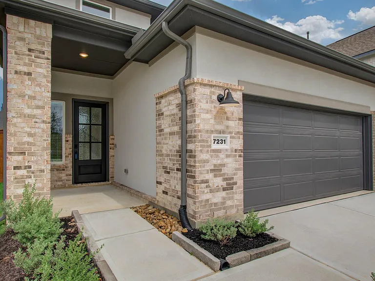 7231 Yarrow Blossom Ct — Photo 9