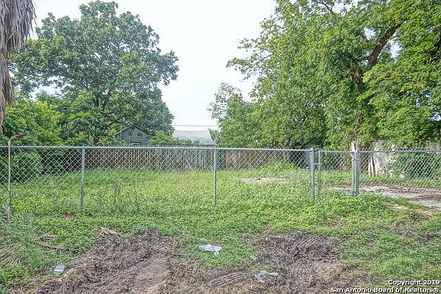 2nd image of 203 Gravel St