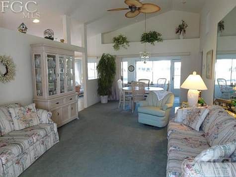 5th image of 3295 Clubview Dr