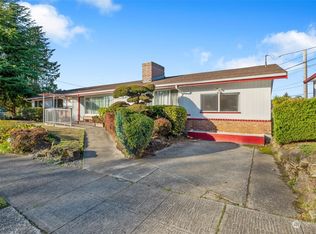 5904 S Roxbury St, Seattle, WA 98118