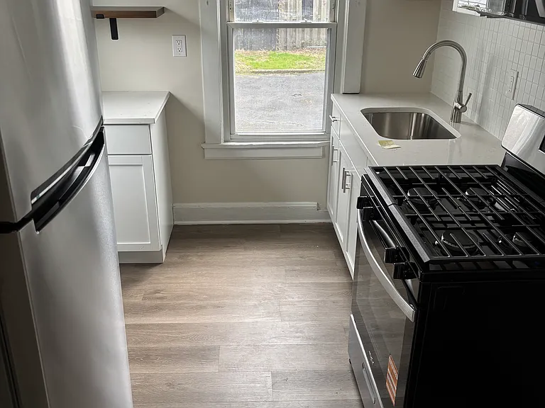 1359 W 69th St #1361 — Photo 3