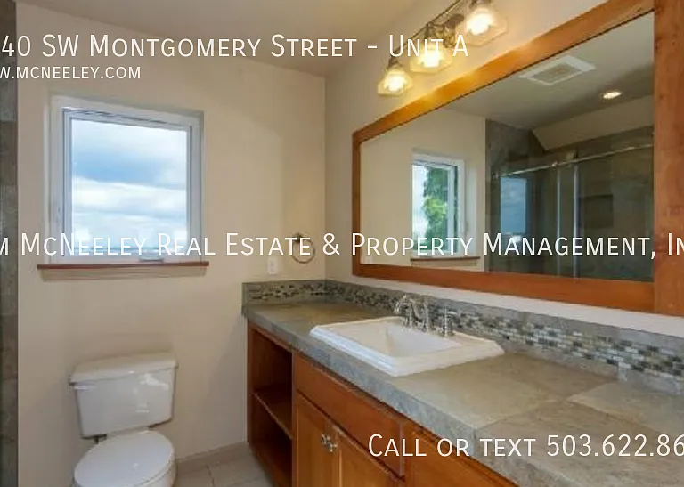 1640 SW Montgomery St #A — Photo 8