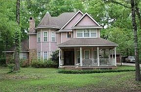 2nd image of 115 Century Oak Ln
