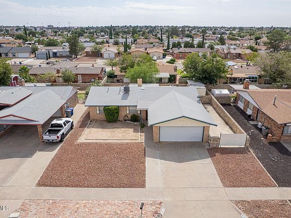 3rd image of 10712 Gay Brewer Dr