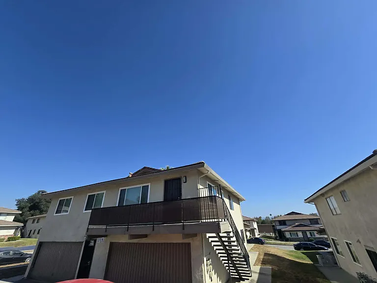 3548 Rainbow Ln — Photo 9