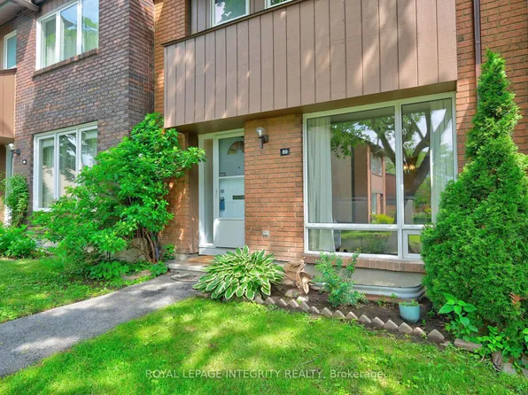 2111 Montreal Rd #89, Ottawa, ON K1J 8M8