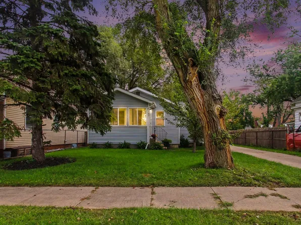 163 Highland Ave, Holland, MI 49423
