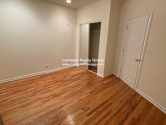 3rd image of 4805 N Wolcott Ave APT 1B