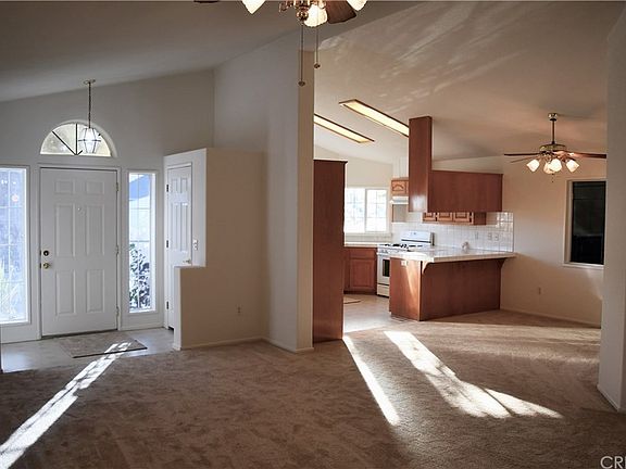 4th image of 20065 Crestview Dr