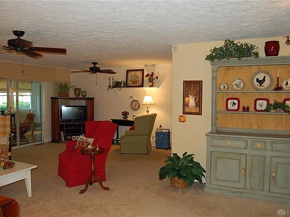 3rd image of 3819 Fisher Ave