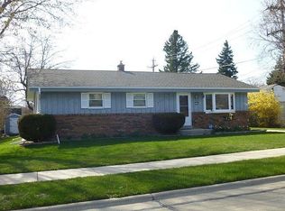 5915 S Elaine Ave, Cudahy, WI 53110