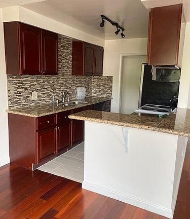 2nd image of 642 N West Knoll Dr APT 202